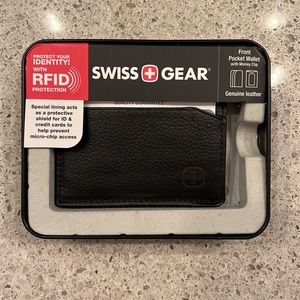 Swiss Gear Front Pocket Wallet with Money Clip